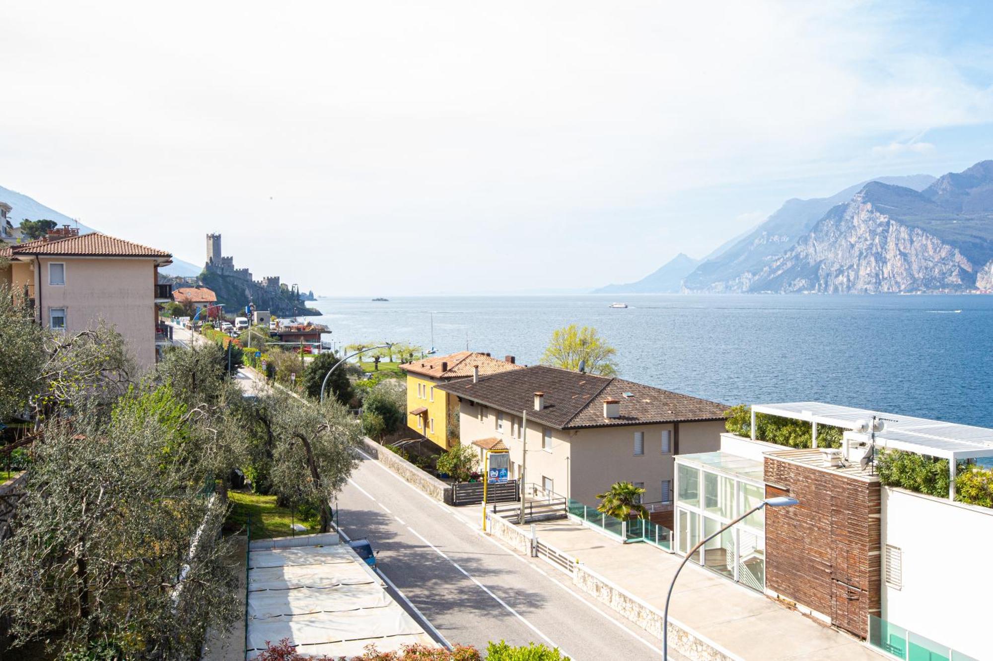 Villa Pifferi Malcesine Exterior photo